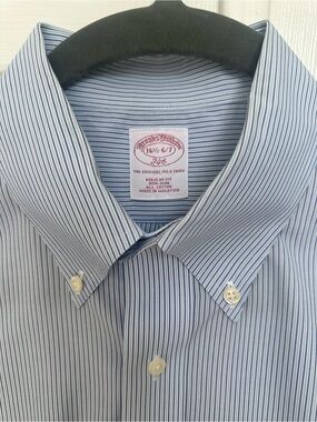 Brooks Brothers 346 Light Blue Fine Stripe Button-Down Dress Shirt. Sz 16 1/2.